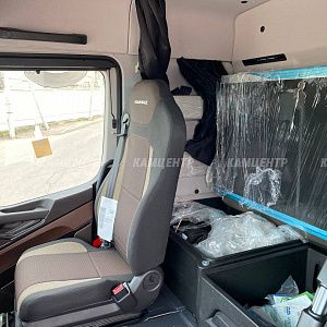 Седельный тягач КАМАЗ 54902-764-49