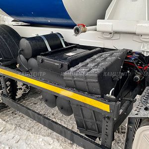 Автобетоносмеситель 10 м3 (58140V) на шасси КАМАЗ 6520