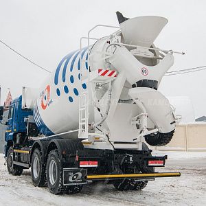 Автобетоносмеситель 10 м3 (58140V) на шасси КАМАЗ 6520